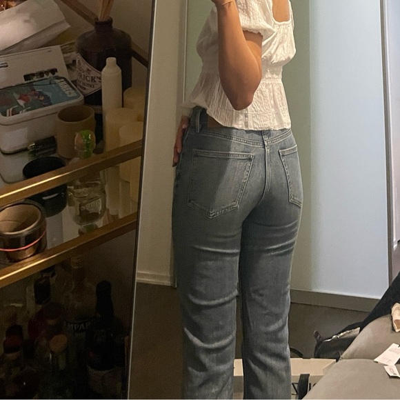 Aritzia Arlo Jeans - Picture 2 of 3